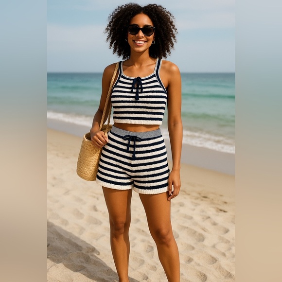 House of Harlow 1960 open knit navy sweater short set. Monrow design. - Picture 1 of 9